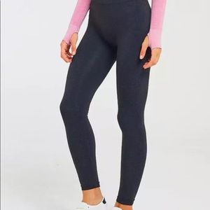 Seamless leggings